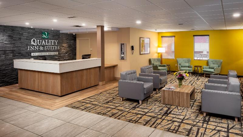هتل Quality Inn & Suites Downtown