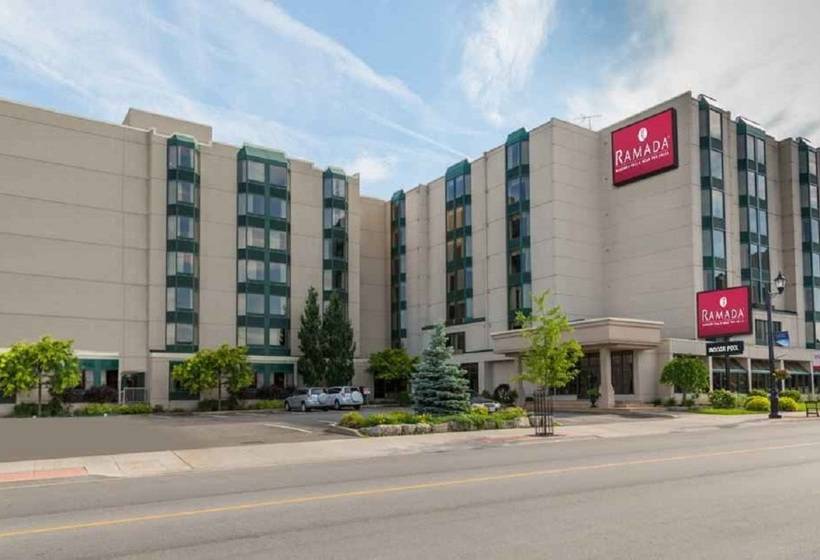 هتل Ramada By Wyndham Niagara Falls Near The Falls