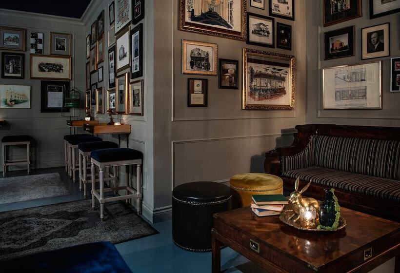 The Hotel Saskatchewan, Autograph Collection