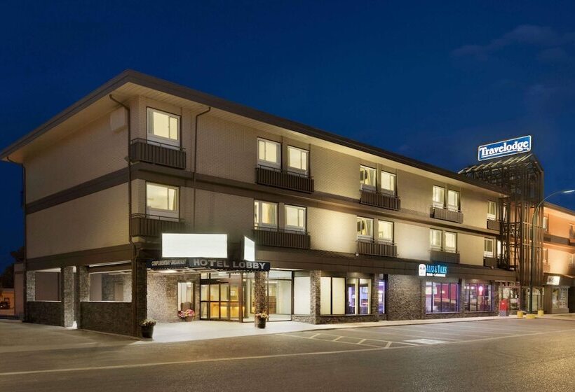 בית מלון כפרי Travelodge By Wyndham Lethbridge