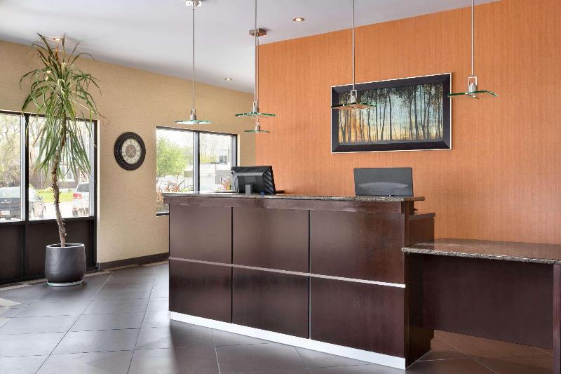 فندق Travelodge By Wyndham Simcoe