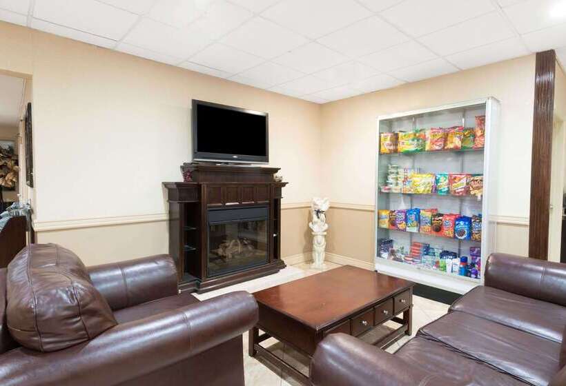 モーテル Super 8 By Wyndham Cambridge/kitchener/waterloo Area