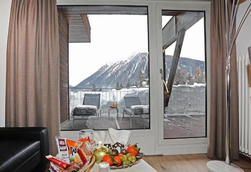 בית מלון כפרי Derby Davos