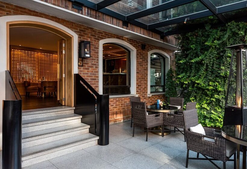 Four Seasons Hotel Bogota