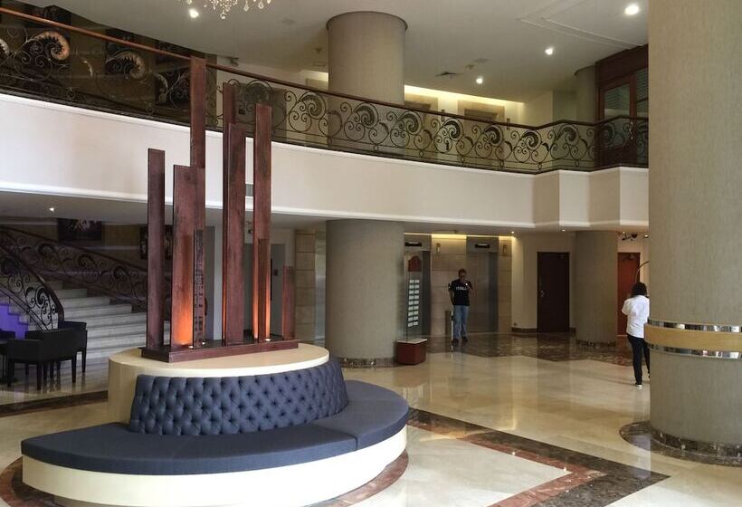 هتل Dann Carlton Cali