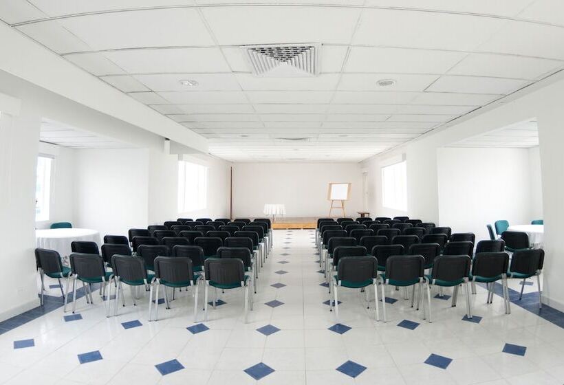 ホテル Decameron Cartagena   All Inclusive