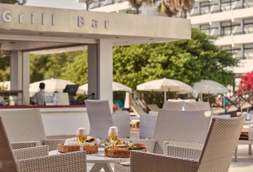 هتل Grecian Bay