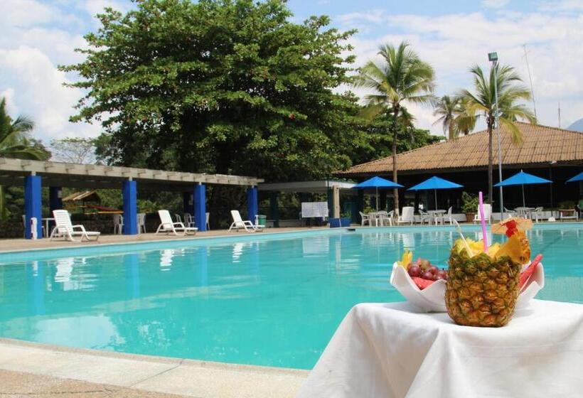 هتل Guadaira Resort