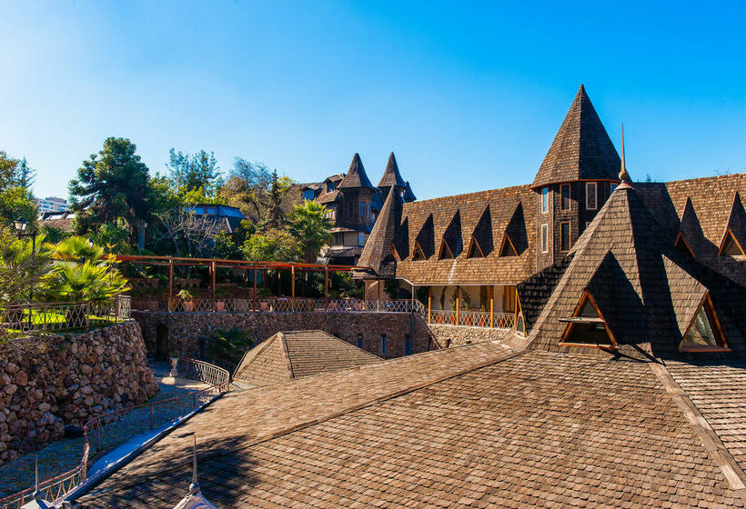 هتل Manquehue Las Condes