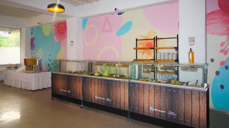 هتل On Vacation Blue Tone