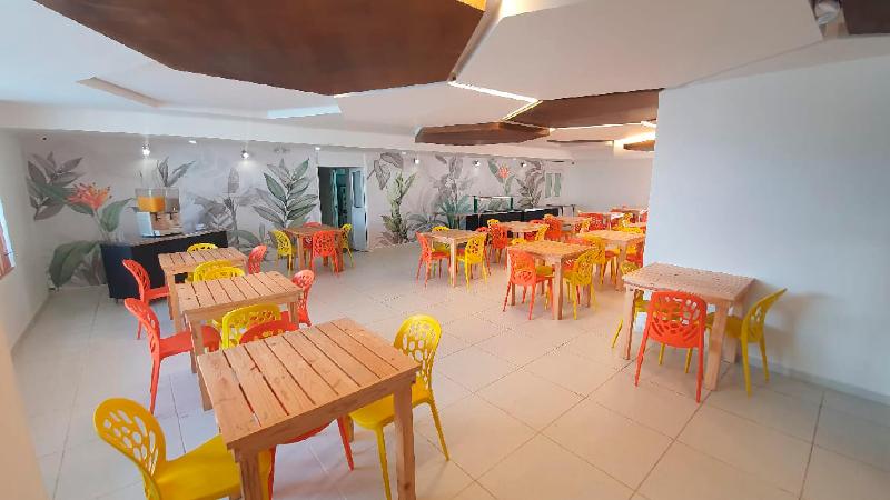 هتل On Vacation Blue Tone