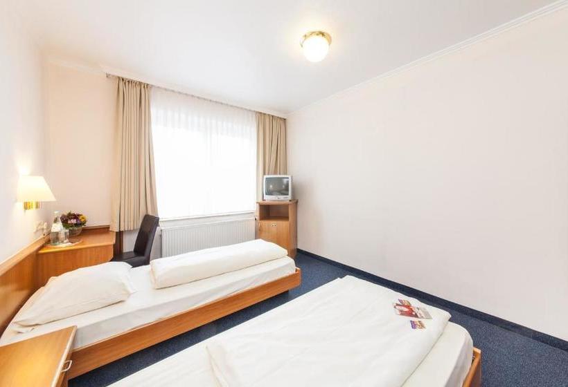 Отель Antares Düsseldorf