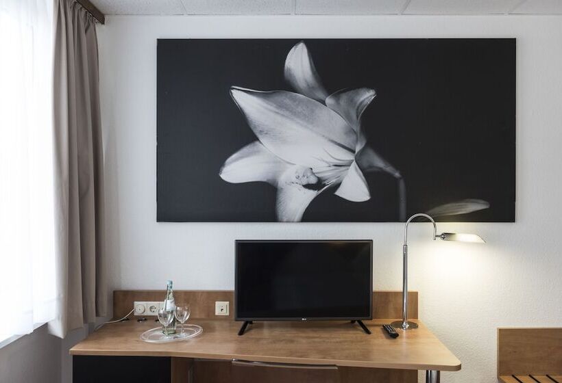 هتل Days Inn Dortmund West