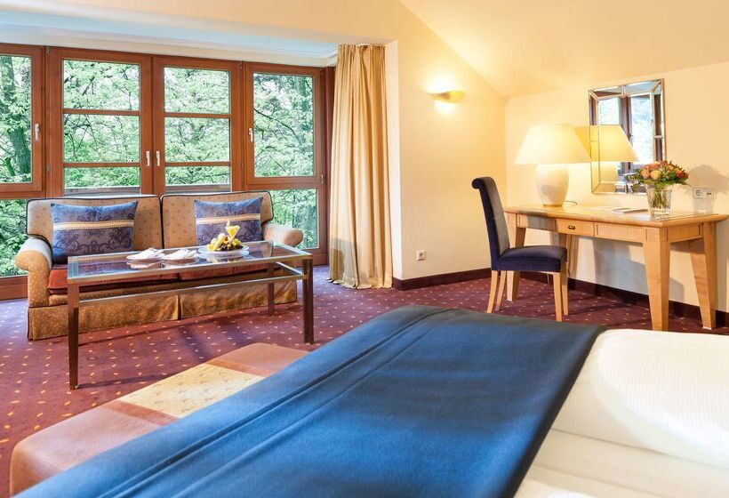 هتل Dorint Venusberg Bonn