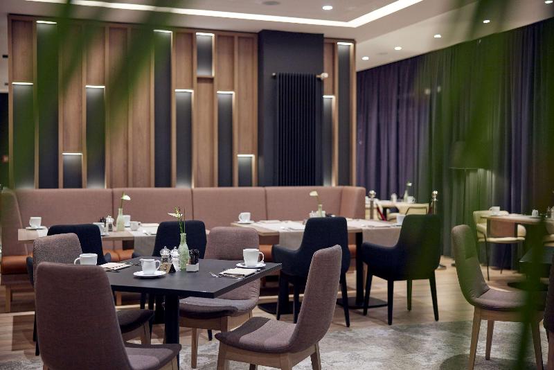 هتل Doubletree By Hilton Hannover Schweizerhof