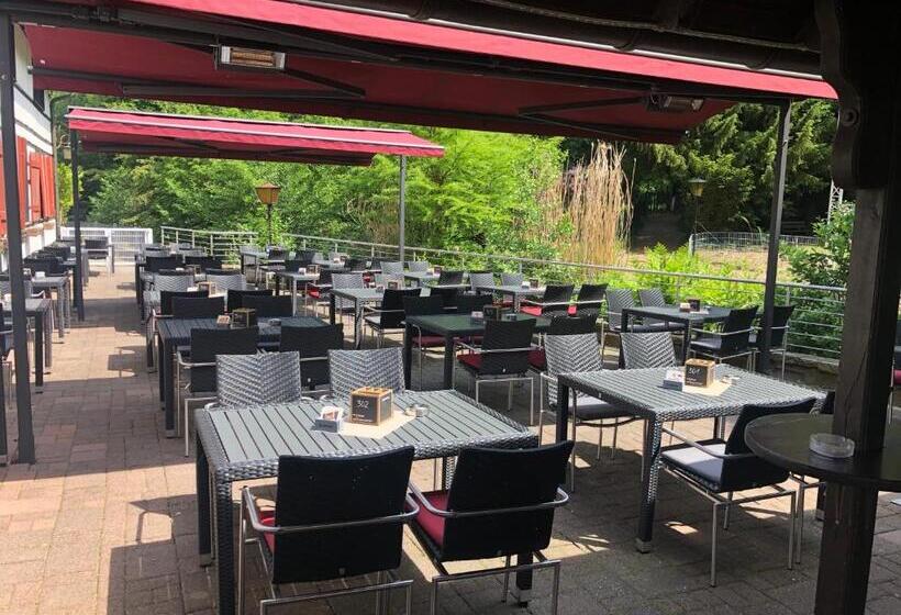 هتل & Gastropark Loemühle