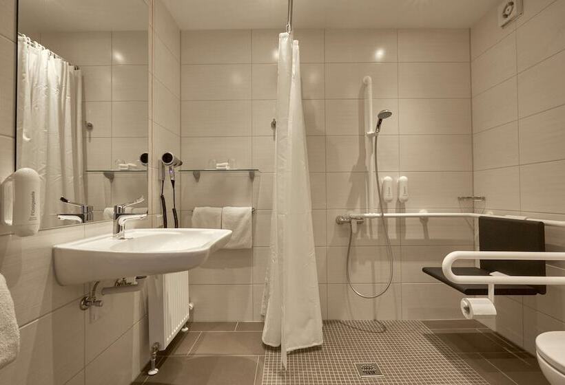 هتل Plaza Inn Goslar