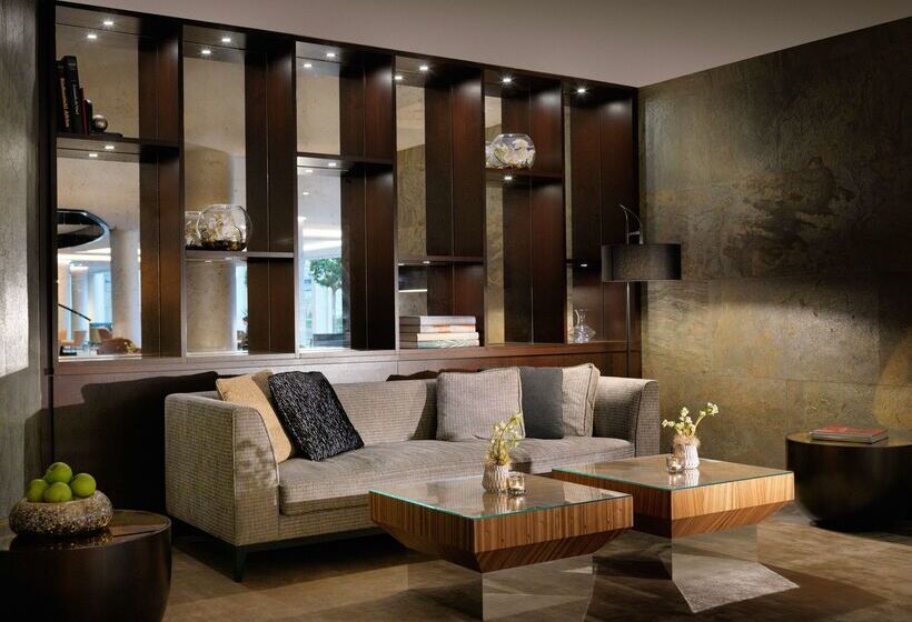 هتل Hyatt Regency Koln