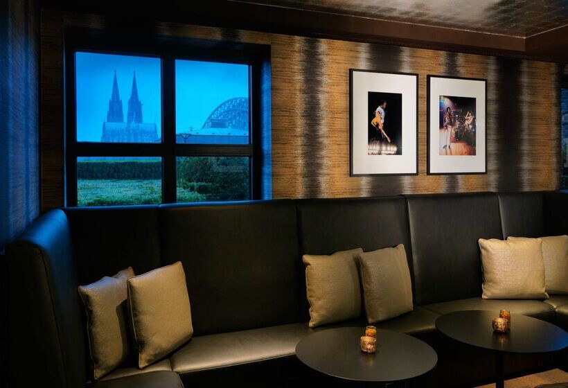 هتل Hyatt Regency Koln