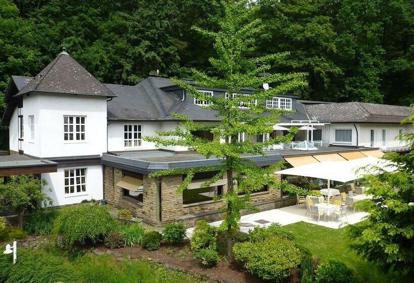 Romantik Waldhotel Mangold