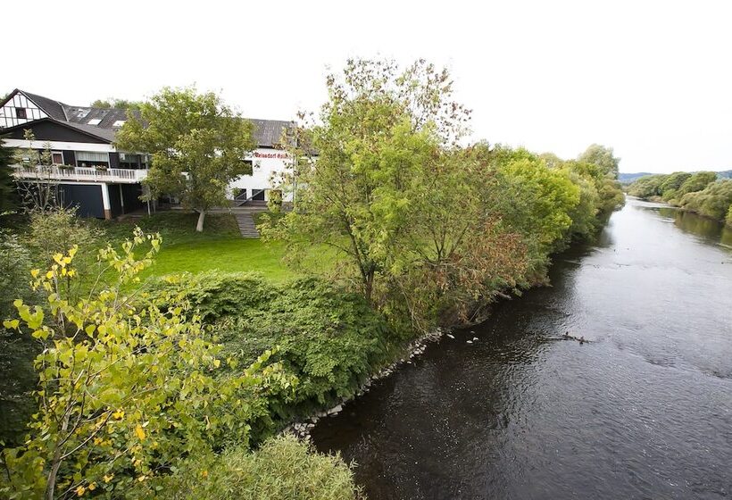 בית מלון כפרי Schutzenhof