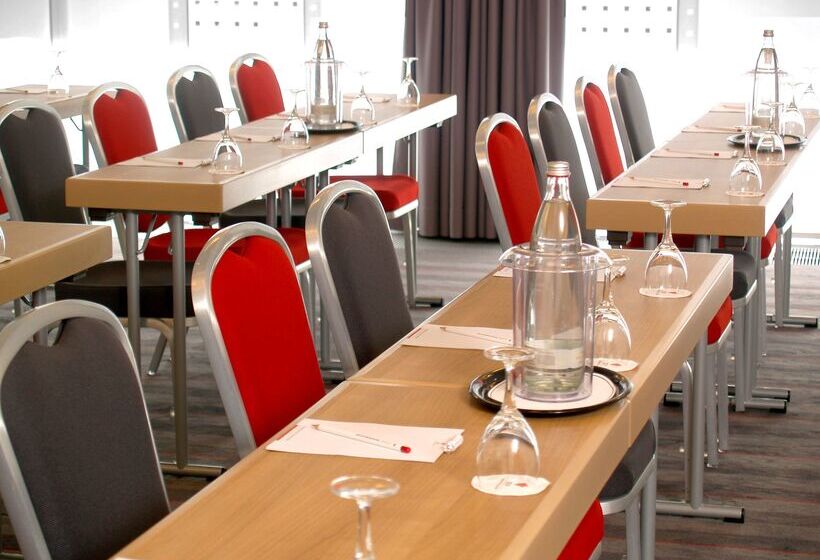 هتل Esplanade Dortmund