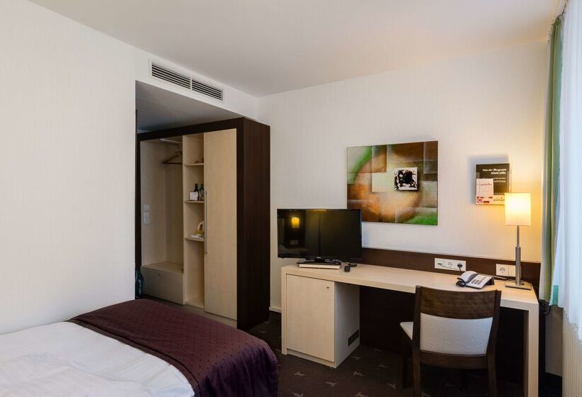 هتل Esplanade Dortmund