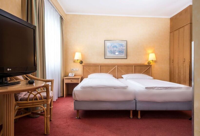 هتل Tryp By Wyndham Köln City Centre