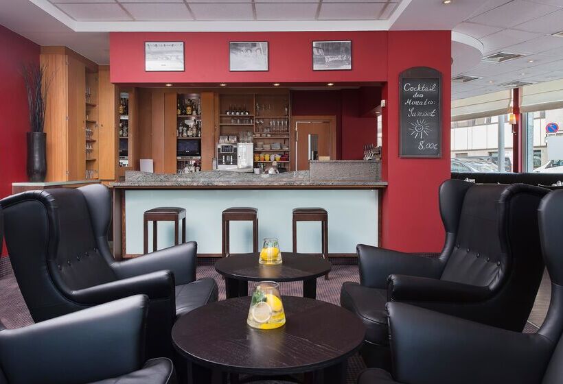 هتل Wyndham Köln