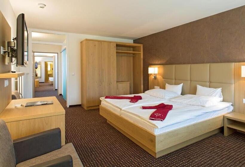 Brugger  S Hotelpark Am Titisee