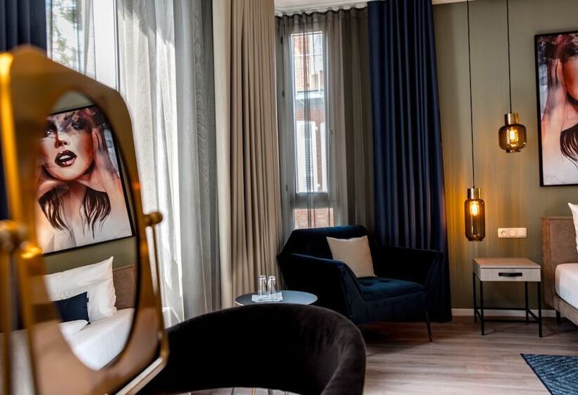 هتل Aspire Elements Reutlingen, Trademark Collection By Wyndham