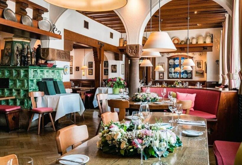 ホテル Deidesheimer Hof