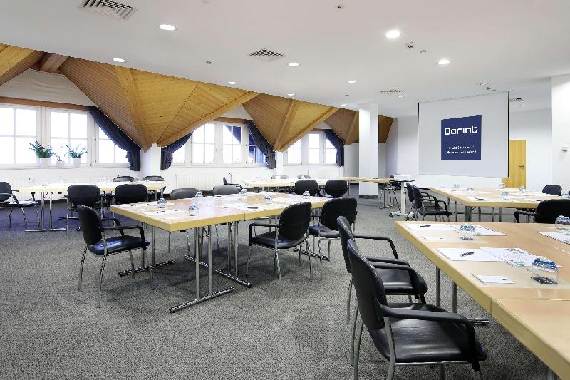 هتل Dorint Resort Winterberg