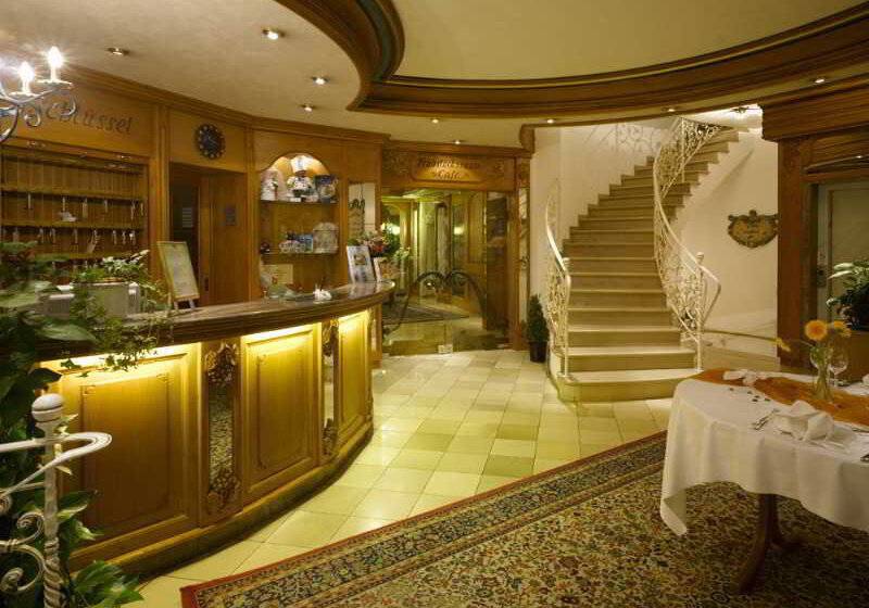 Flair Hotel Weinstube Lochner