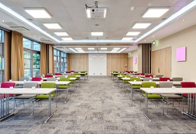 בית מלון כפרי Mercure Residenz Frankfurt Messe