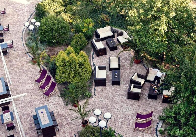 בית מלון כפרי Mercure Residenz Frankfurt Messe