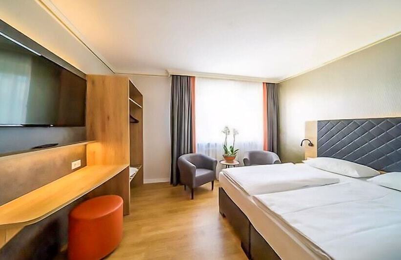 هتل Plaza Inn Rieker Stuttgart Hauptbahnhof
