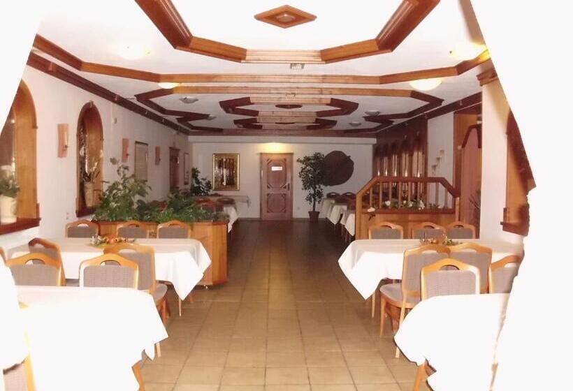 בית מלון כפרי Restaurant Zum Schwalbennest