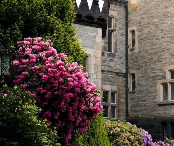 Schlosshotel Kronberg   Hotel Frankfurt
