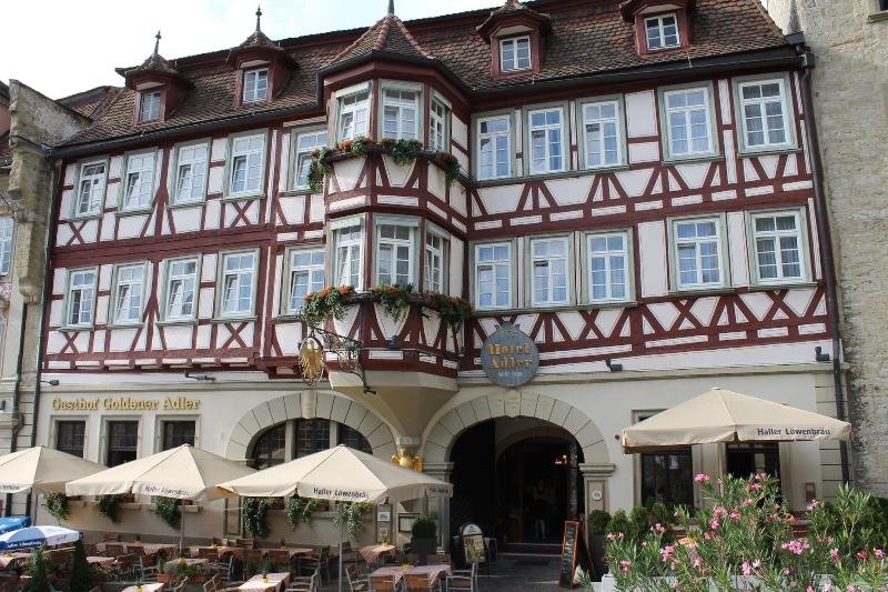Stadt Gut Hotel Gasthof Goldener Adler