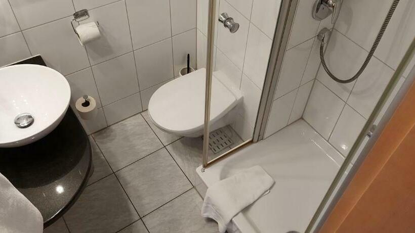 هتل Stuttgart 21