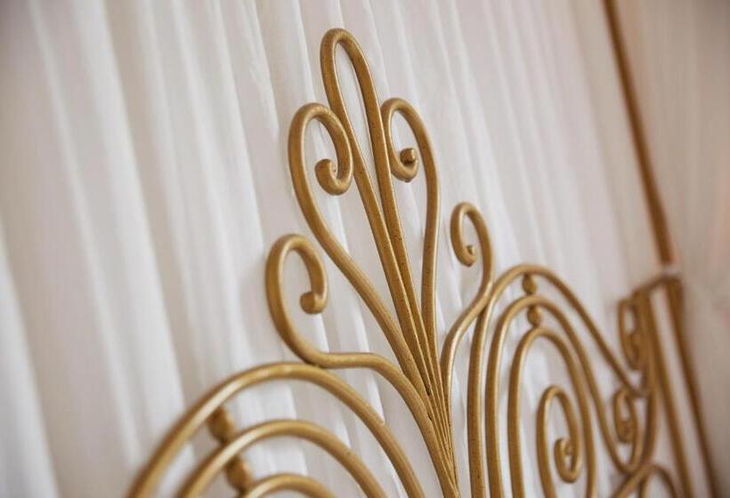 Schloßhotel Kurfürstliches Amtshaus Dauner Burg