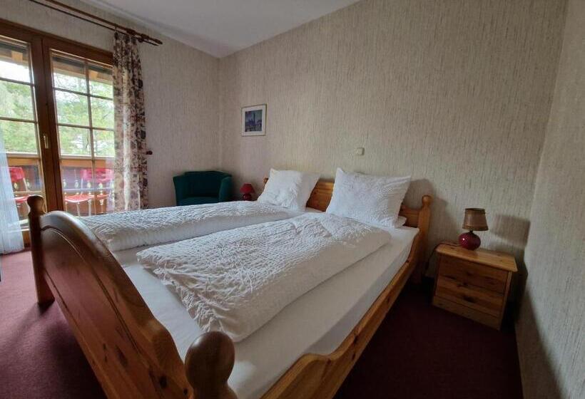 酒店 Hostel Zum Löwen