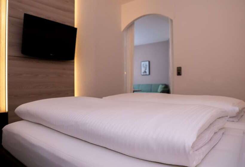 בית מלון כפרי Kastanienhof