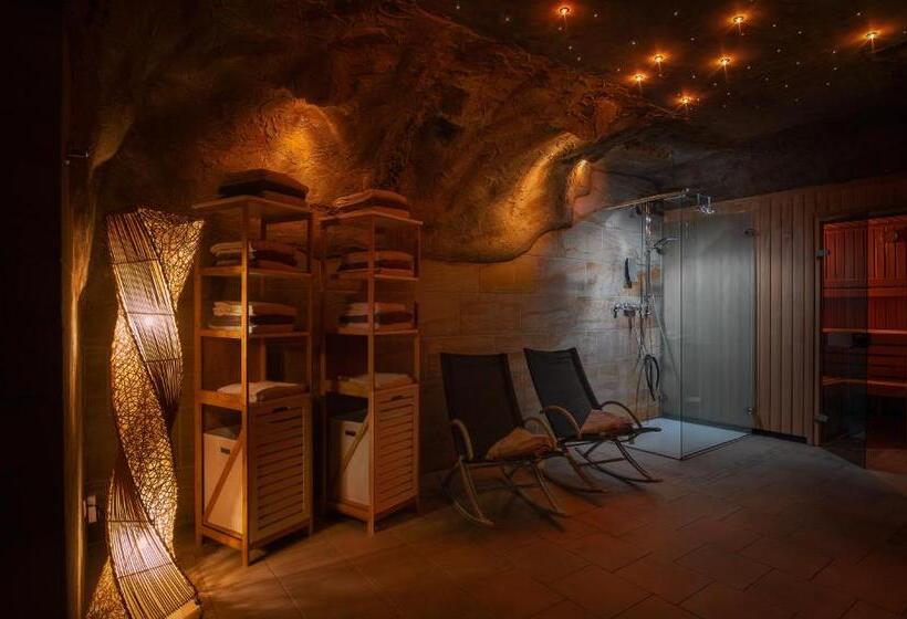 هتل Passauer Wolf