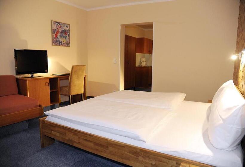 Отель Wilder Mann