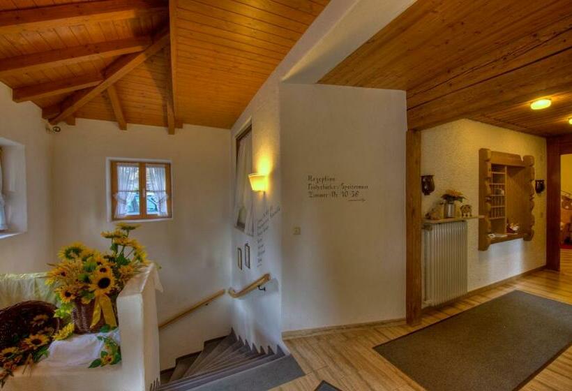 فندق Kur Und Ferien Alpenhof