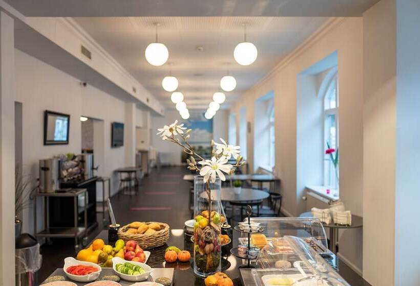 هتل Cabinn Esbjerg
