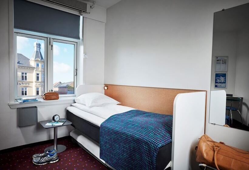 هتل Cabinn Esbjerg