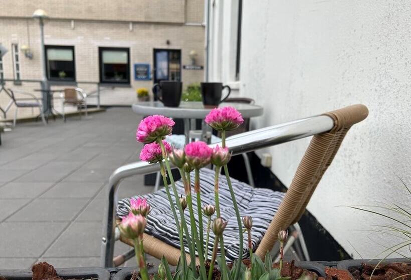 هتل Frederikshavn